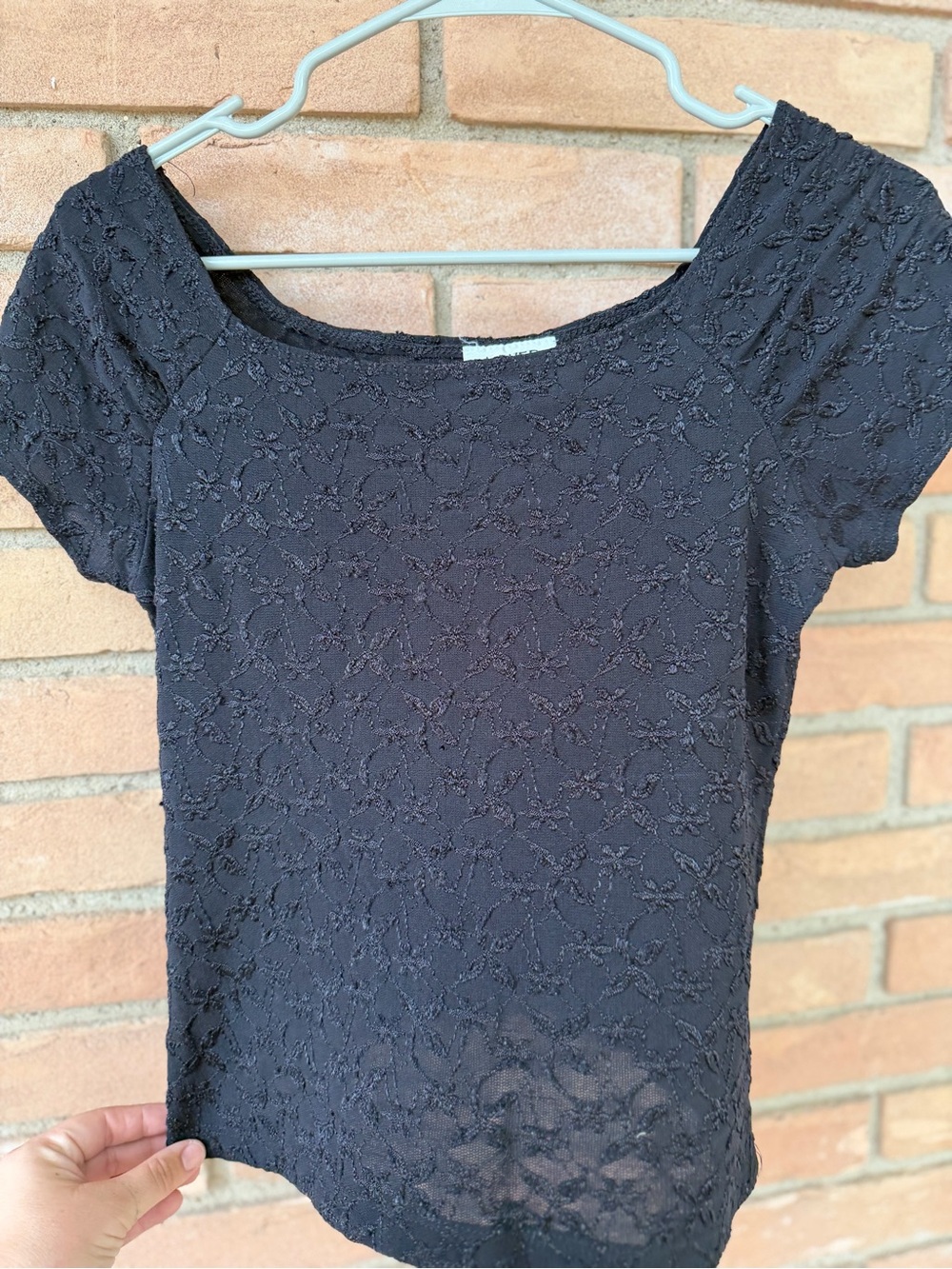 A. Byer Black Lace Short Sleeve Scoop Neck Top